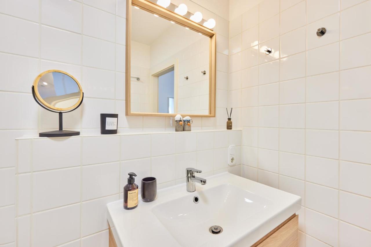 Studio3 Zentral Und Ruhig Mit Parkplatz, 5 Min Z Bali-T Und Gop, Boxspringbett Bad Oeynhausen Exterior foto